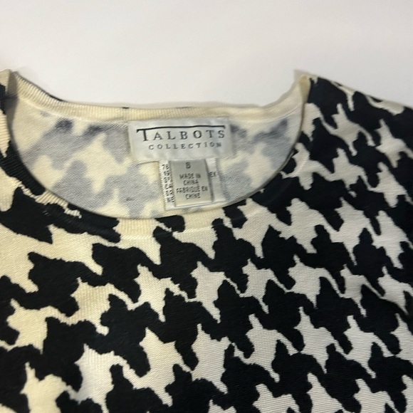 Talbots Houndstooth Jacquard Top – Size 8 (Pre-Owned, Good Condition) - Picture 4 of 9